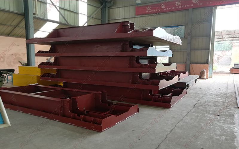 不同設(shè)計(jì)的電動(dòng)平車(chē)車(chē)架結(jié)構(gòu)的特點(diǎn)